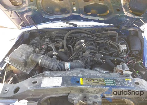 2005 Ford Ranger Edge/Xl/Xlt from USA, damaged, VIN 1FTYR15EX5PB10457